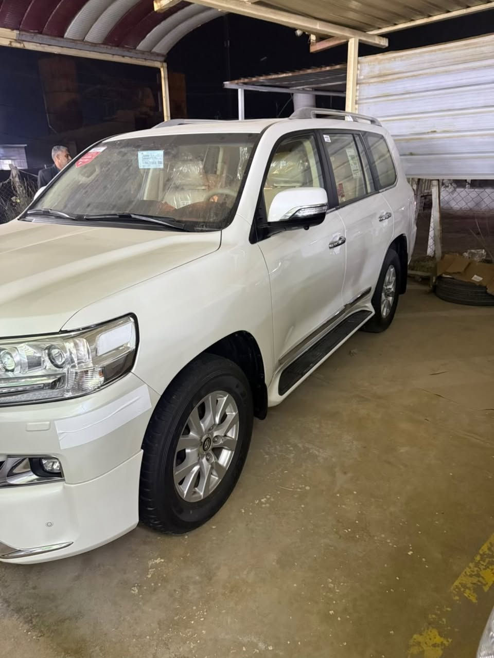 لاندكروز  2017فطيم ماشيه  41الف سيارة مكفوله
شرط  السونار
رقم بغداد دولي 
عنوان السيارة الحله 
واتساب ***********
