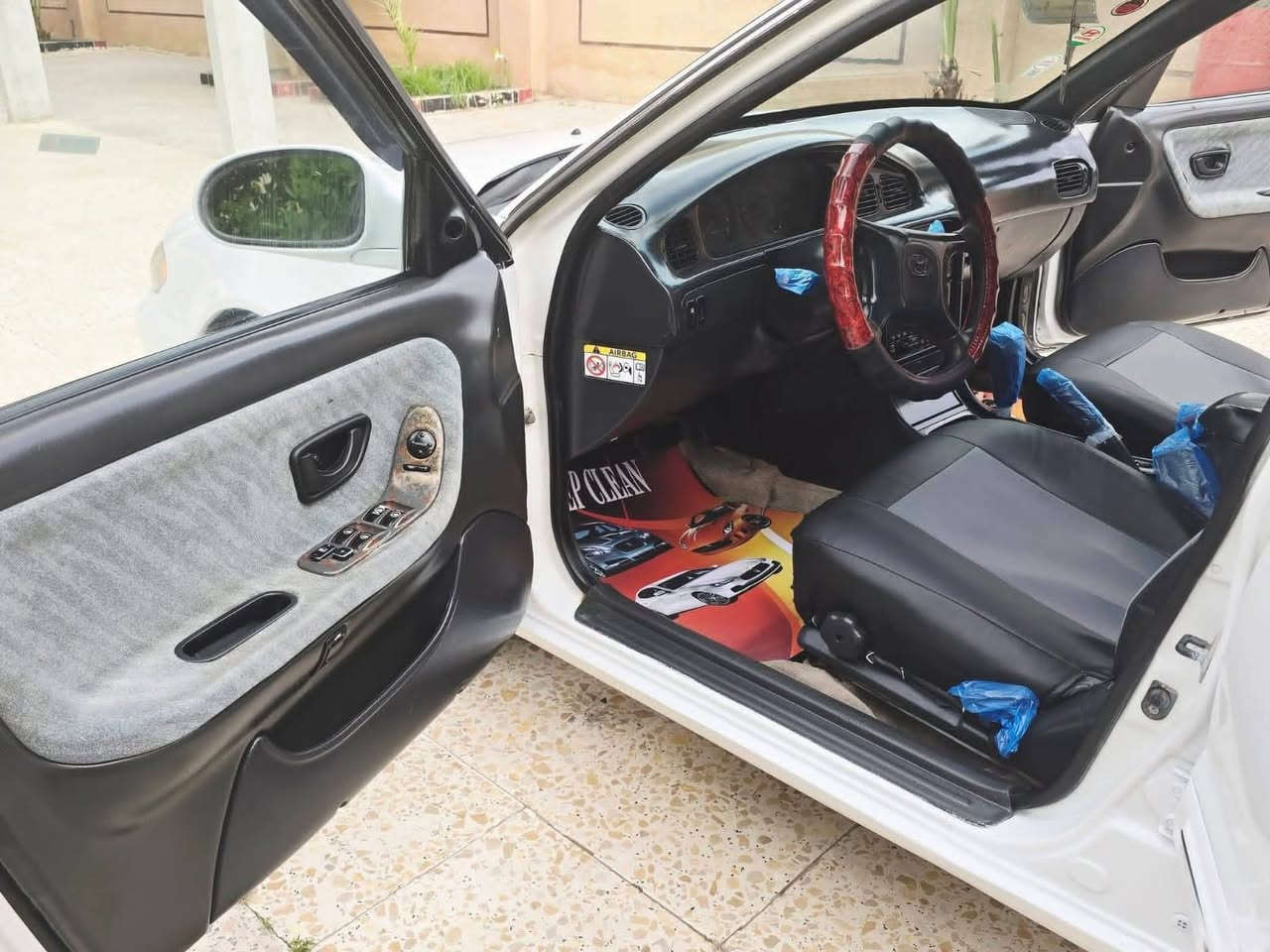 سلام عليكم سوناتا للبيع او مراوس حسب قناعه مصبوغه عام جماله بيه طخه بسيطه بجاملغ الايمن خلفي مكينه كير حداديه تخم تاير كله جديد نقص غاز منضومه كامله مال تبريد سعر55$ هـ*********** ممتواجد ع فيس اتصل وات ساب مكان سياره بصره رقم بغداد رايعه بغداد تحويل ثاني يوم
