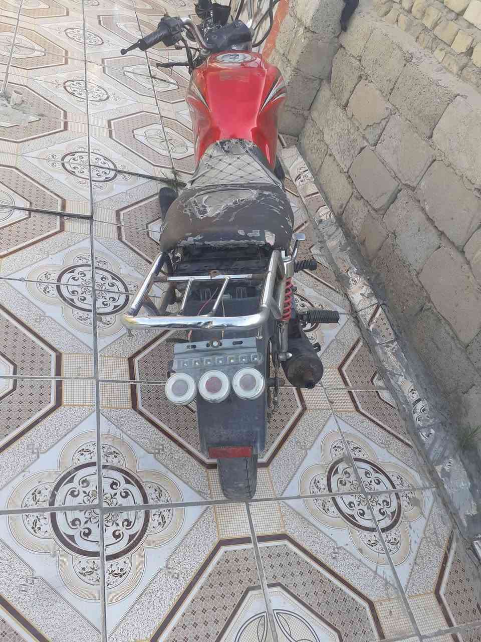 سلام عليكم دراجه سمام موديل 2017 كلك دراجه شغاله نكره سلف خمسه كير
عوزهه بس جوزه ب275وبيها مجال 
مكاني اليوسفيه القصر الاوسط  
متواجد خاص


**إذا كنت صاحب هذا الإعلان وتريد حذفه لأي سبب، رجاءا أرسل رسالة إلى الدعم الفني**