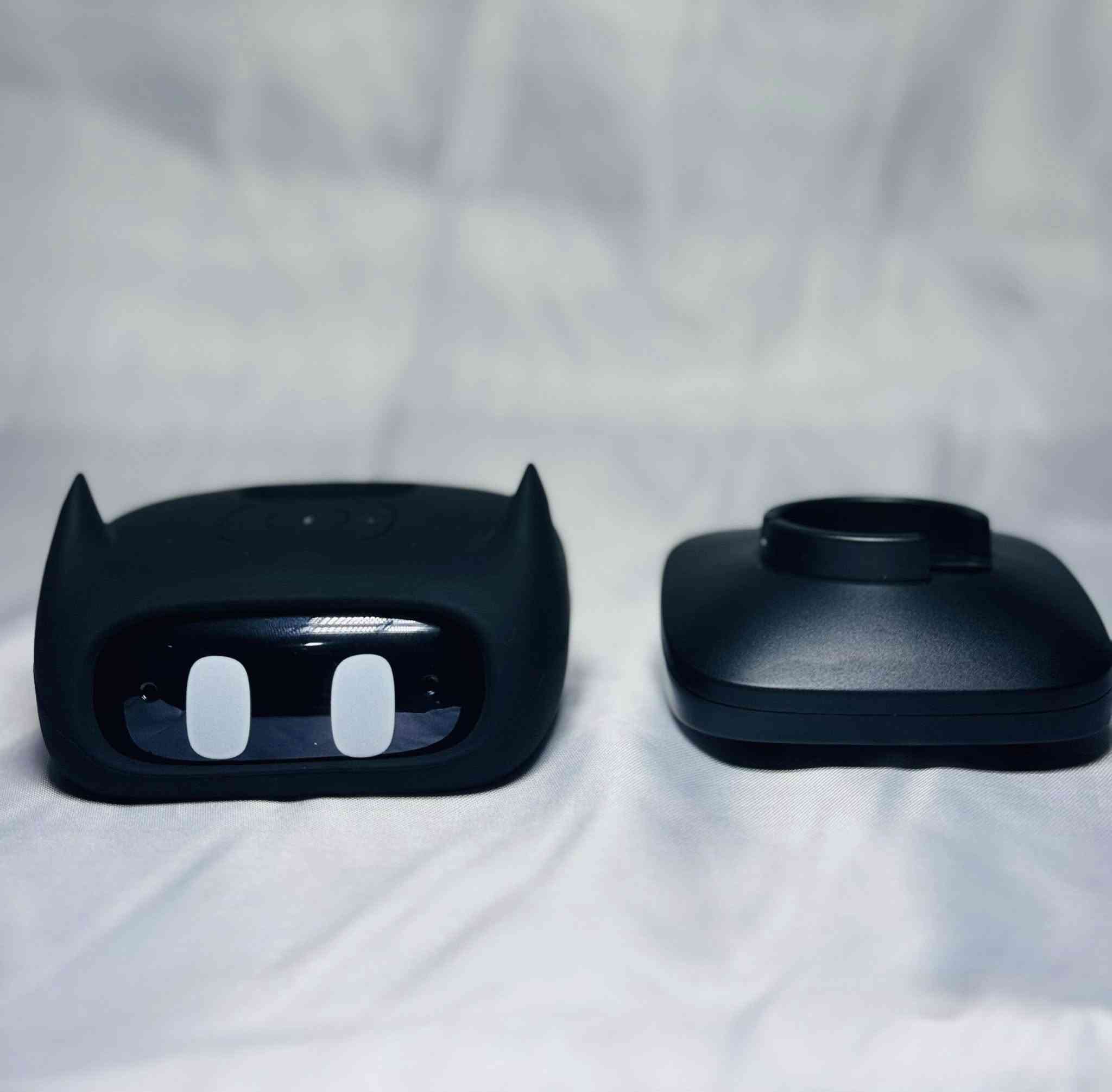 السلام عليكم
‏روبوت للبيع 

وضيفته ما عرفتها بس حسب حجي جات جبتي هذا  تخلي بالسيارة و يحدد موقع و مشاكل سيارة و بانزين و حرارة يعني ينطيك قرير عن سيارة مباشر 

السعر قيم الي يرضي الله 

سعرة بالموقع الصيني 50 دولار 

تواصل ‪+964 773 766 0452‬

او خاص


**إذا كنت صاحب هذا الإعلان وتريد حذفه لأي سبب، رجاءا أرسل رسالة إلى الدعم الفني**