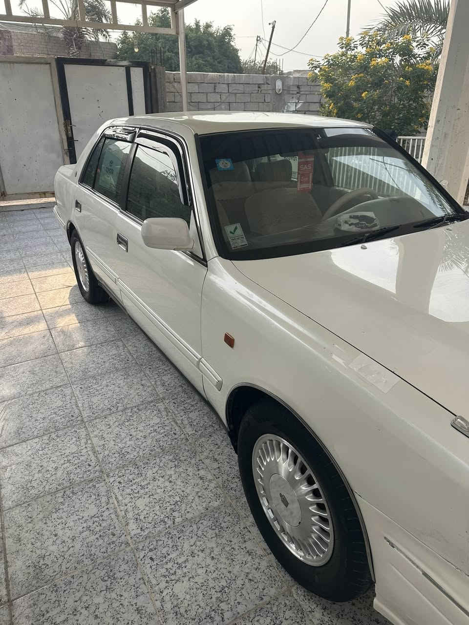 سلام عليكم للبيع راس ثور تكم  كفاله من كص ونقل وضربه بيهه طخات بسيطه رقم جديد سنويه لل2030تحويل ثاني يوم  تبريد حداده تخم تايرمكينه وكير جدد  جاهزه من كلشي السعر ٩٧وبيهه مجال قليل المكان البصره قضاء المدينه ***********
