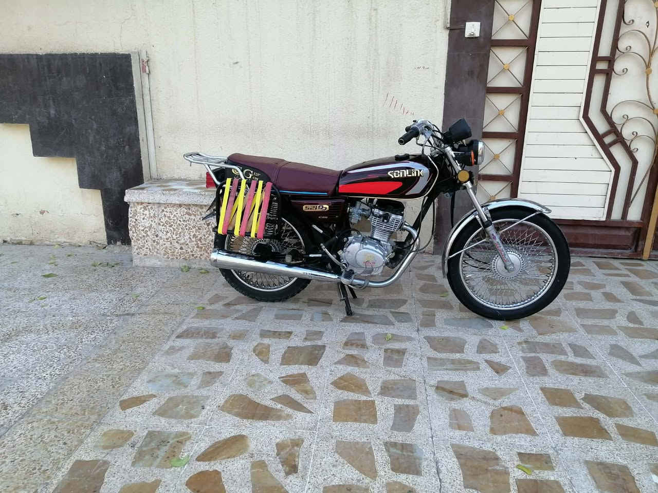 سلام وعليكم تم يعدات ناشار بسباب وعوذ لكاذبه ماطور تايكر لبيع.  محرك شارط لا يت يشاير كجات تخم تيات كلو شغال حبي مو شاري لا تعبني يرحم ولديك سعر 500 وبي مجال لطيبين توصل عل رقم ***********. @ ***********
