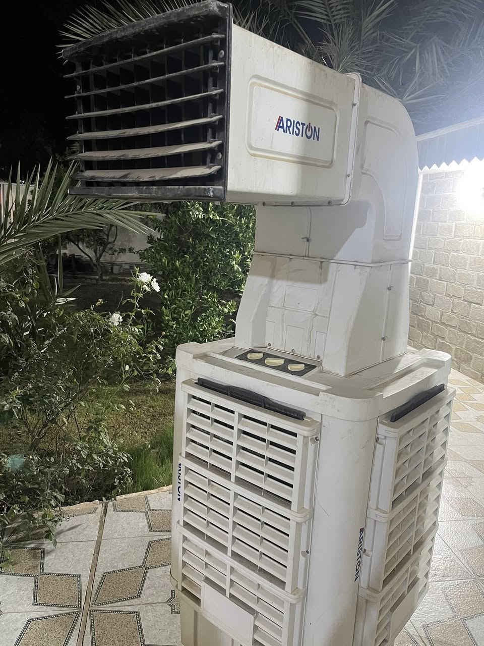 🔹 للبيع مبردة ماء ARISTON بحالة جيدة جدًا
تبريد قوي ومناسبه للبيت والمحلات
تشتغل ممتاز وما بيها أي مشكلة
خزان ماء كبير وهواء قوي ❄️
نظيفة وجاهزة للاستخدام مباشرة

📍الموقع: الدجيل
📞 للاستفسار الاتصال على الرقم ( ***********)
