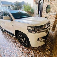 لاند كروزر GXR_i • ٢٠١٠ • رقم شمالي