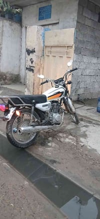 دراجه مديل 2020 كلشي مابيه تعال وجيك حبيبي سعر 350الاف وبيه مجال للطيب...