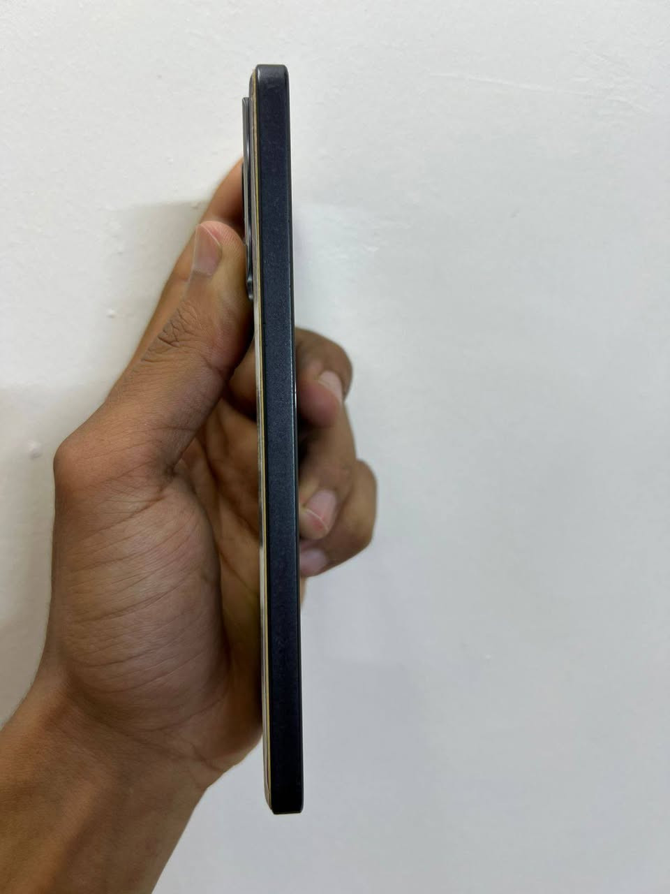 للبيعPOCO X6 Pro 5G
ذاكره512

شاشه120هيرتز +120فريم ببجي

كامل ملحقات

مكاني بغداد الغزاليه 

توصيل ما عندي 

سعر 250وبي مجال 

الرقم الاتصال:‏‪***********

رقم الواتساب :***********

‏بي نقطه بطرف الشاشه بكد الدوده مو جبير كلش صغير ما مبينه اصلا
