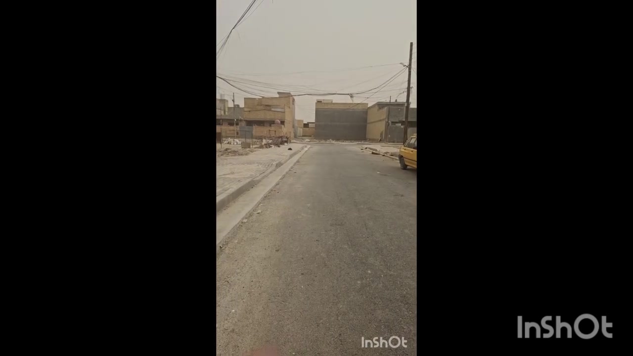 بيت مساحة 125م / واجهة 6.25
[ طابو صرف ]
الطابق الأول يحتوي على 
1.طرمه
2.أستقبال
3.صالة
4.غرفة نوم
5.حمامين خارجي وداخلي
6.منور 
الطابق الثاني يحتوي على
1.صالة أمام الدرج
2.غرفتين سويت
3.بلكون
الطابق الثالث يحتوي على
1.سطح خلفي شتايكر
2.سطح أمامي شتايكر
3.بيتونة
السعر:105 وبي مجال
للتواصل
واتساب: ***********
العنوان: الحسينية خلف جامع الشهيد رائد
ملاحضة: الدار بأسم شخص واحد ليس معروض عند دلال تعامل للشخص نفسه...
