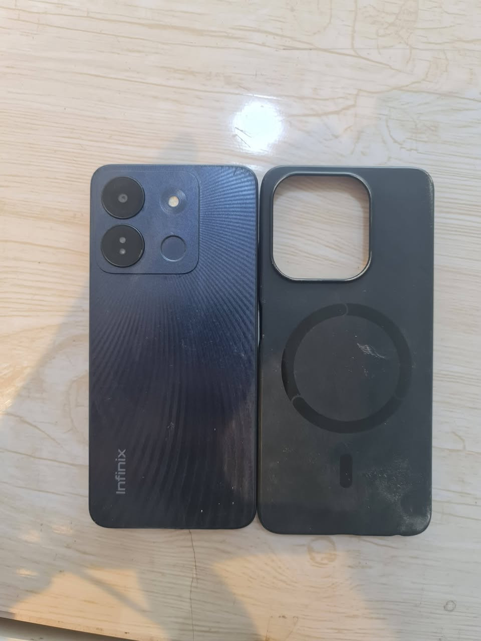 مكتب الفرات فون 
جهاز بسعر شاشه 25 بس 🔥🔥🔥
Infinix smart 7 HD
ملاحضه الجهاز شغال بدون اي مشكله فقط الشاشه بيها خطوط بيضاء خفيفه ما تاثر على الاستخدام 
سوق الجدعة مقابل مطعم ابو وائل 
***********
