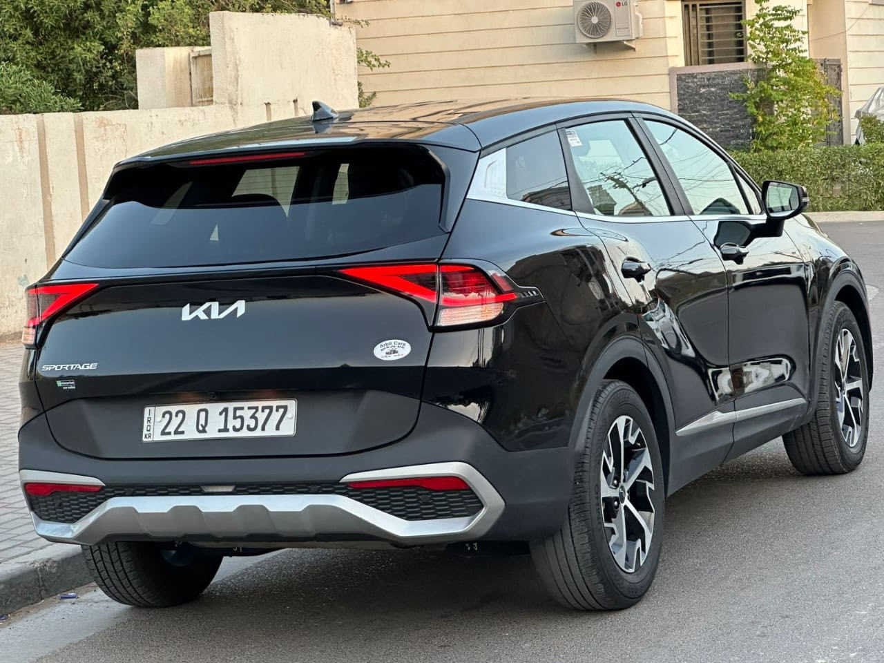 ---
للتواصل عالرقم فقط اسفل المنشور
السلام عليكم
كيا سبورتج  موديل  2023    
فول مواصفات. 1/1 عدا بنوراما 
حجم السياره لارج شاصي طويل.
محرك 2500 /  
حادث السيارة دعامية امامية وشخوط البنيد
وانصبغ البنيد فقط بدون ايرباك بدون دواخل ليبل واحد كلها بدون تبديل اي قطعة
شواصي لغود كير محرك كهربائيات حدادية تبريد حجر بيئه مكفول. 
السيارة رقم اربيل الجديد  تريد وكالة تريد تحويل ثنينهن موجودات. 
مواصفات السياره فول عدا بنوراما
1-بصمة تشغيل عن بعد وابواب + انارة ترحيب
2-كشنات جلد .وكهرباء وتدفئة.  
3-شاشة دجتل +شاشة كبيره تدعم نظام الابل كار
4-رادارات امامية خلفيه جانبية 360 درجة. 
5-قيادة ذاتية. توقف ذاتي. درايف مود. 
6-اشاير بلمري
7-فور ويل
8-اوتو هولد
9- اوتو ستوب
10-كاميرا دوارا +كاميرا . 
11-نظام نزول المنحدارت. 
12-سايد بريك بصمة
13-مانع انزلاق
14-لايت لد ناصي عالي زنون+ لد نهاري.  
15-شاحن وايرلس. 
16-حساسات خلفية.  
17-تبريد قطعتين. . 
وبعد اكو مواصفات
السياره جديده جداً 
كل التفاصيل مذكوره اقرا المنشور.
مكان السيارة بغداد. دوره الصحه  
 -واتساب 
-- الاتصال -***********+***********  
سعرها   215   ورقه

