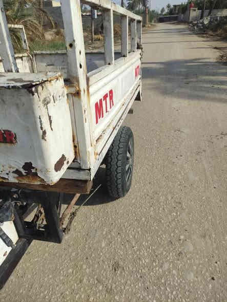 سلام عليكم ستوته لبيع أمتي ار ستوته مكفوله من سرقه ستوته فضيه مكينه 22 اكسن جمره مكاني حله طهمازيه السعر750وبيه مجال ***********
