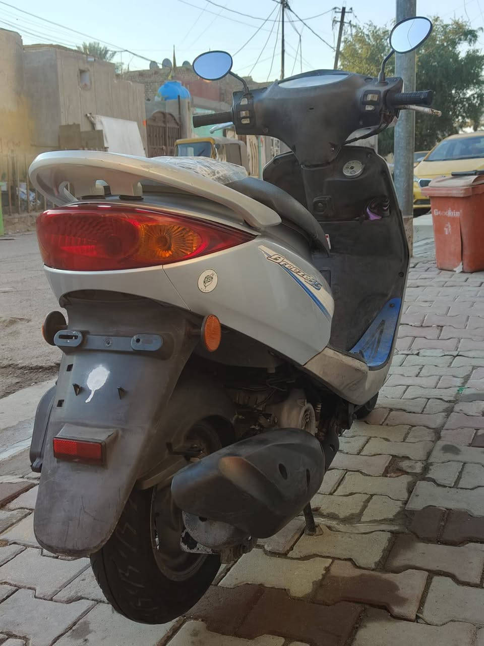 سلام عليكم دراجه بريز بغبغاء نوزل للبيع الدراجه صاله شهر من نازله من الرمبه اي نقص مابيه ما يحتاج احجي تجي وشوف بعينك وذا انته عله باب الله وتشتغل بالدراجات ما تفيدك

بغداد مدينه الصدر 
الاستفسار:***********
