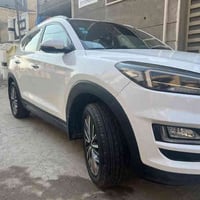 لبيع توسان 2019 فول ما عده البنوراما مبدل بيه قطعه وحده موسسه مال شركه...