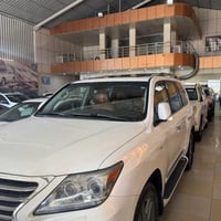 لكزس LX • ٢٠١٤ • ٩٩٠٠٠ كم