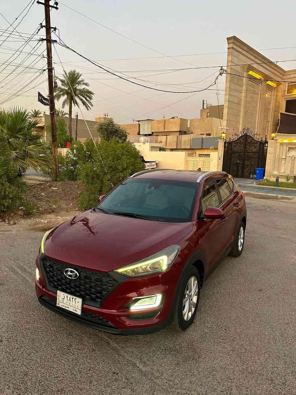 السلام عليكم 
توكسان 2019 وارد امريكي رقم بغداد
محرك 2400 / ماشية 79 الف 
بصمة كراسي كهرباء وتدفئة بالكشنات 
صبغ بنيد بدون ضرر داخلي الباقي مكفول 
كير محرك بلاديات على وضع الشركة 
السيارة بيها حالوب خفيف واضح بالصور 
السونار حديث مرفق ضمن المنشور 
مكاني بغداد / البلديات سعرها 124 ورقة 
للاتصال فقط : *********** ☎️
