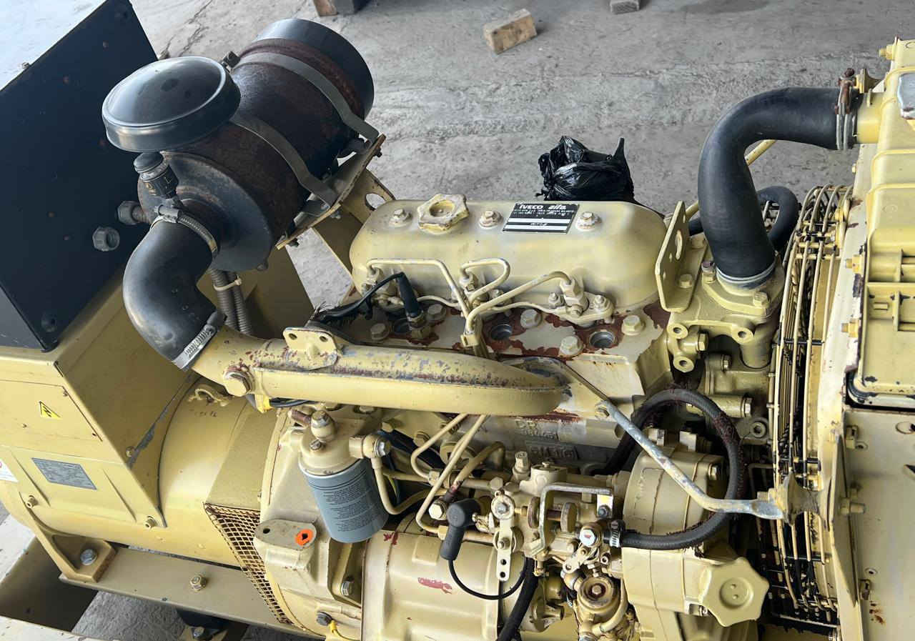 سلام عليكم للبيع مولده بلادي أوربي نوع افيكو ثلاثة سلندر شاشه اوتو 30 كيفي سعر اتصال على رقم ***********
***********
