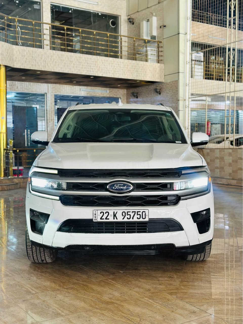 فورت اسبديشن 2022 نص فول 
فقط ربع جملغ صبغ بدون دواخل أرباك سيستم 
سعر 275$ و بها مجال قليل 
مكان سياره أربيل معرض ره وه ز 
واتساب : *********** أربيل, العراق
