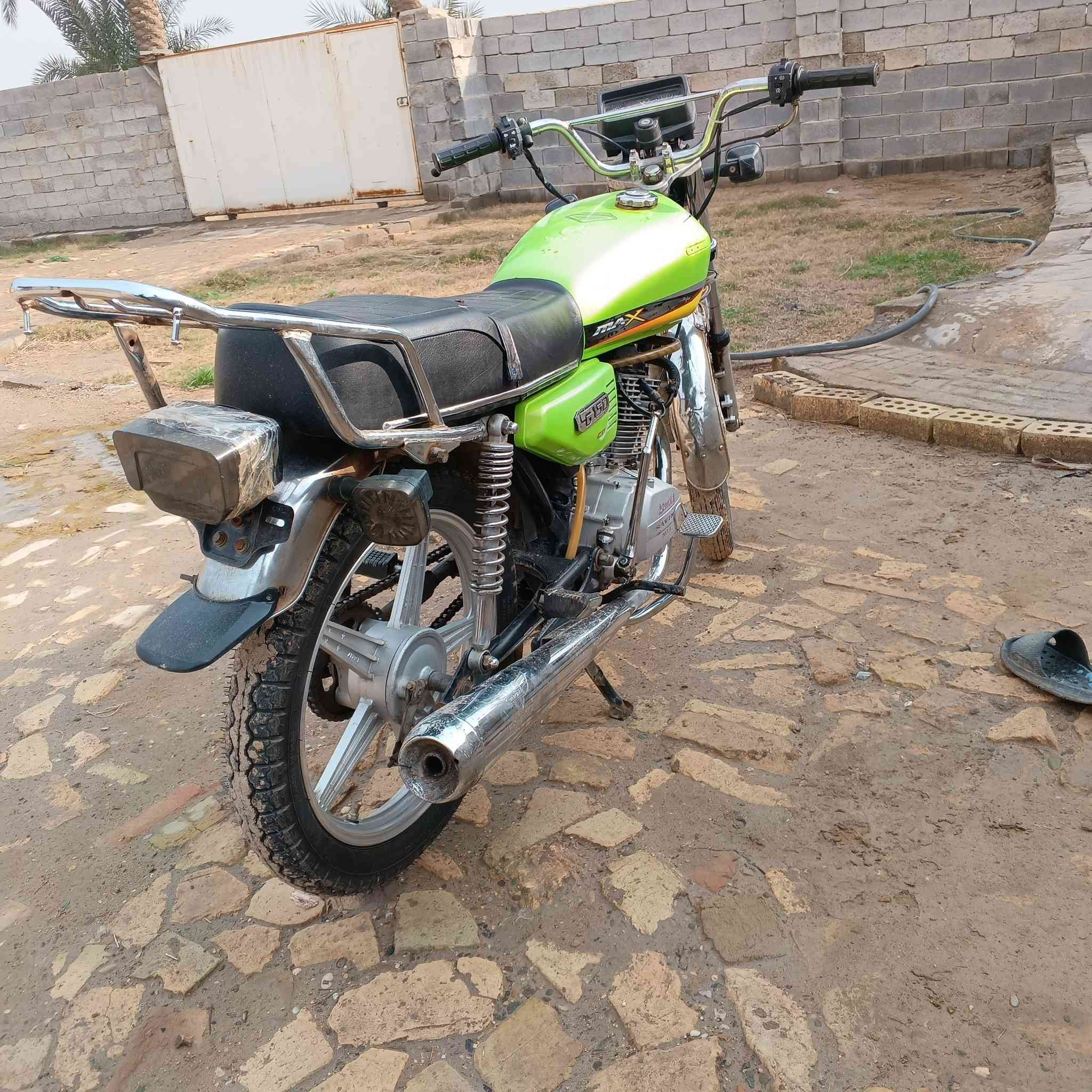 سلام عليكم
دراجة ايراني 22 كهربايات شغالة بس باتري ضعيف اوراق سكنر مكينة مفتوحة بوشة وبستم قبل سبوع سعر 375 وبيه مجال حك جية مكان المعامل


**إذا كنت صاحب هذا الإعلان وتريد حذفه لأي سبب، رجاءا أرسل رسالة إلى الدعم الفني**