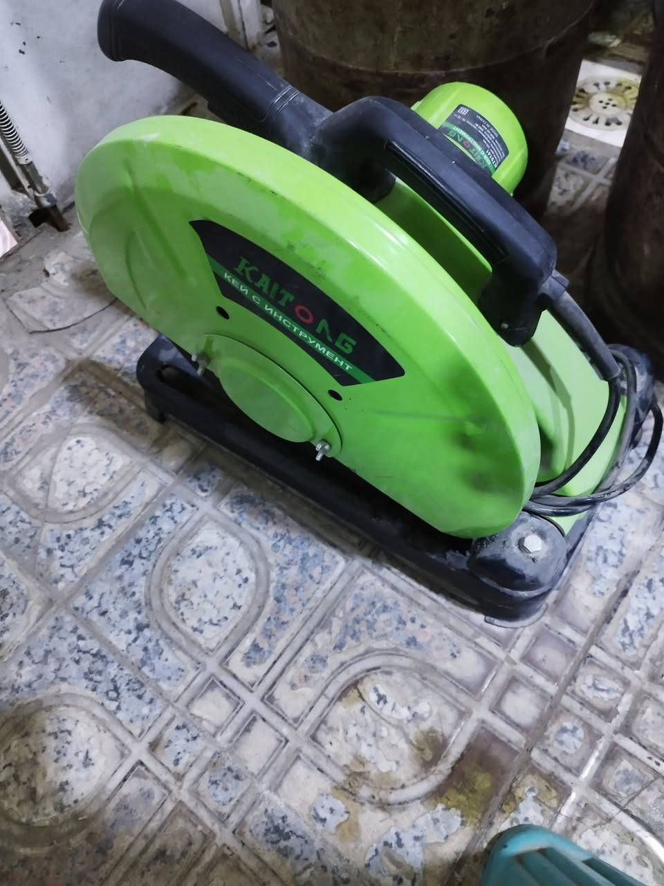 🔧 للبيع أدوات كهربائية مستعملة بحالة جيدة
1️⃣ دريل شحن عدد 2
الماركة: DEWALT
الفولت: 18V
يعمل على بطارية قابلة للشحن
مع بطاريات وشاحن
مناسب لحفر الخشب والحديد وفك وربط البراغي.
سعر الواحد ٤٠ ثنينهم ٧٥
2️⃣ منشار قطع حديد (كوسرة)
الماركة: KALTON
كهربائي يعمل على 220 فولت
يستخدم لقطع الحديد والأنابيب والزوايا المعدنية.
📌 الحالة: مستعملة ☑️وتعمل بشكل جيد.
💰 السعر: ١٠٠ بي مجال
📍حله/ جمعيه


**إذا كنت صاحب هذا الإعلان وتريد حذفه لأي سبب، رجاءا أرسل رسالة إلى الدعم الفني**