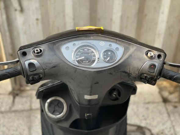 السلام عليكم البيع ثعلب جي تي ار نوزل الدراجه رمبه صالها شهر ونص من نازله جديده بمعنى الكلمه بدون اي نقص ماشيه 37 مكانها بغداد الكرخ قرب مرور التاجيات السعر 825 وبيها مجال حك الجيه***********
