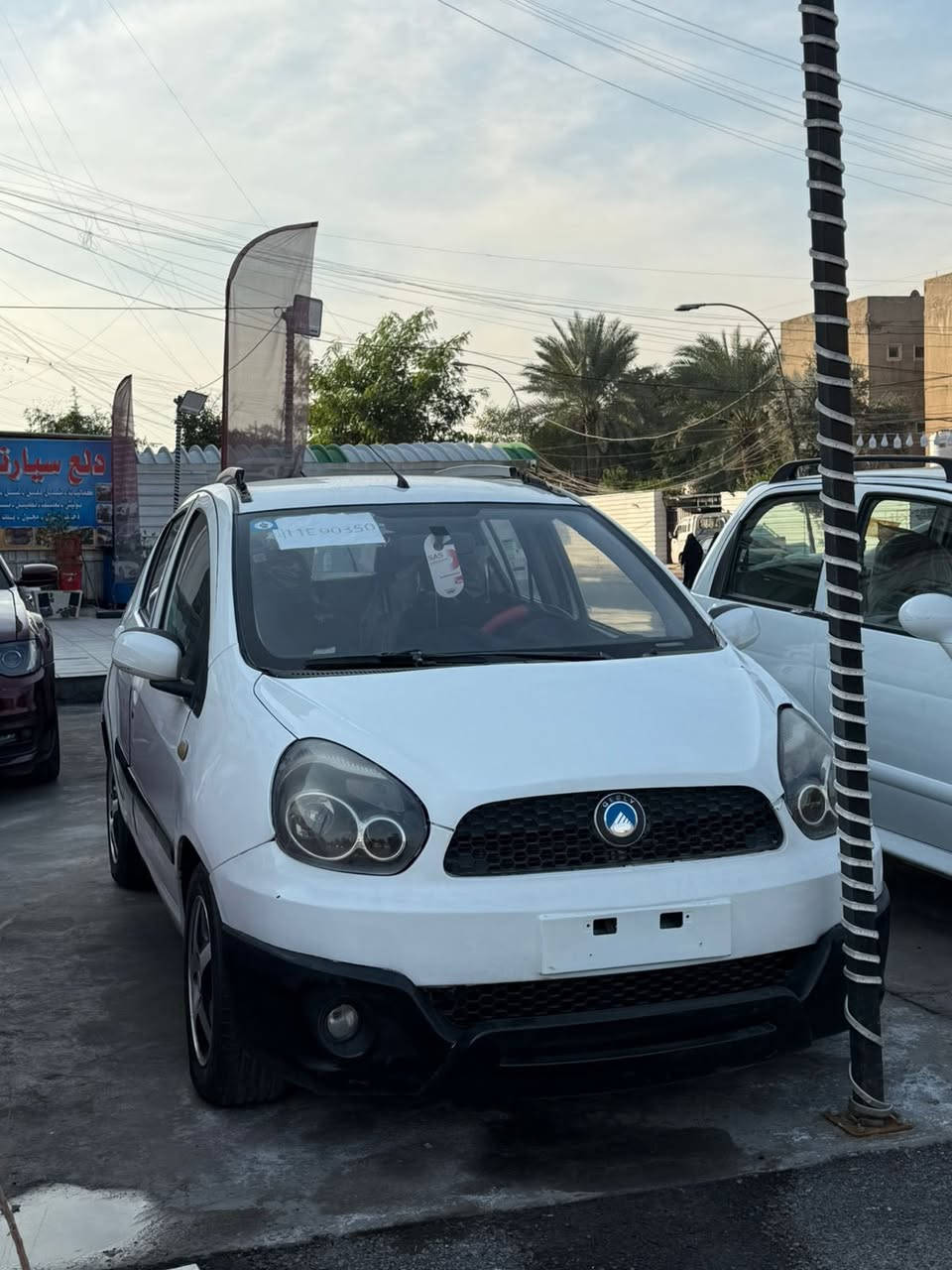 السلام عليكم اخواني وخواتي 
باندا كروز ٢٠١٤ للبيع 
محرك كير مكفول الله شاهد مصروف ع السياره هواي 
 سنوية باسمي رقم جديد تحويل ثاني يوم 
تنباع نقد وترهم قسط بغداد فقط 
للاستفسار اتصال وواتس 
***********
