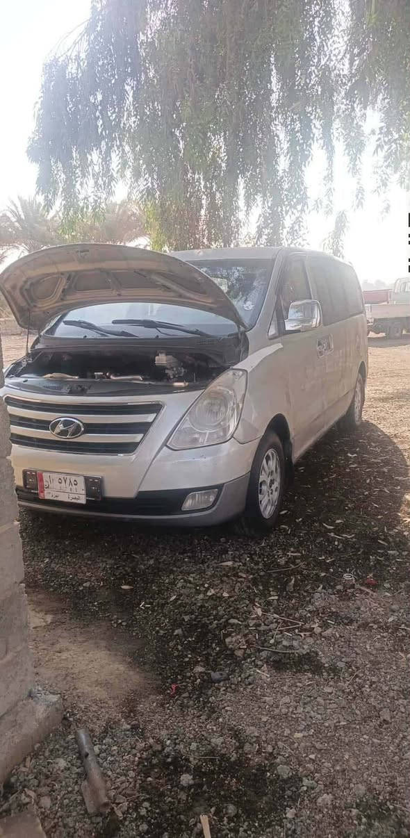 سلام عليكم ستاركس 2009  سياره  محرك جديد حاويه سنويه جديده بسمي رقم بصره السعر 125 وبيه مجال  مكان السياره بين كربلا ونجف بلحيدريه  ***********
