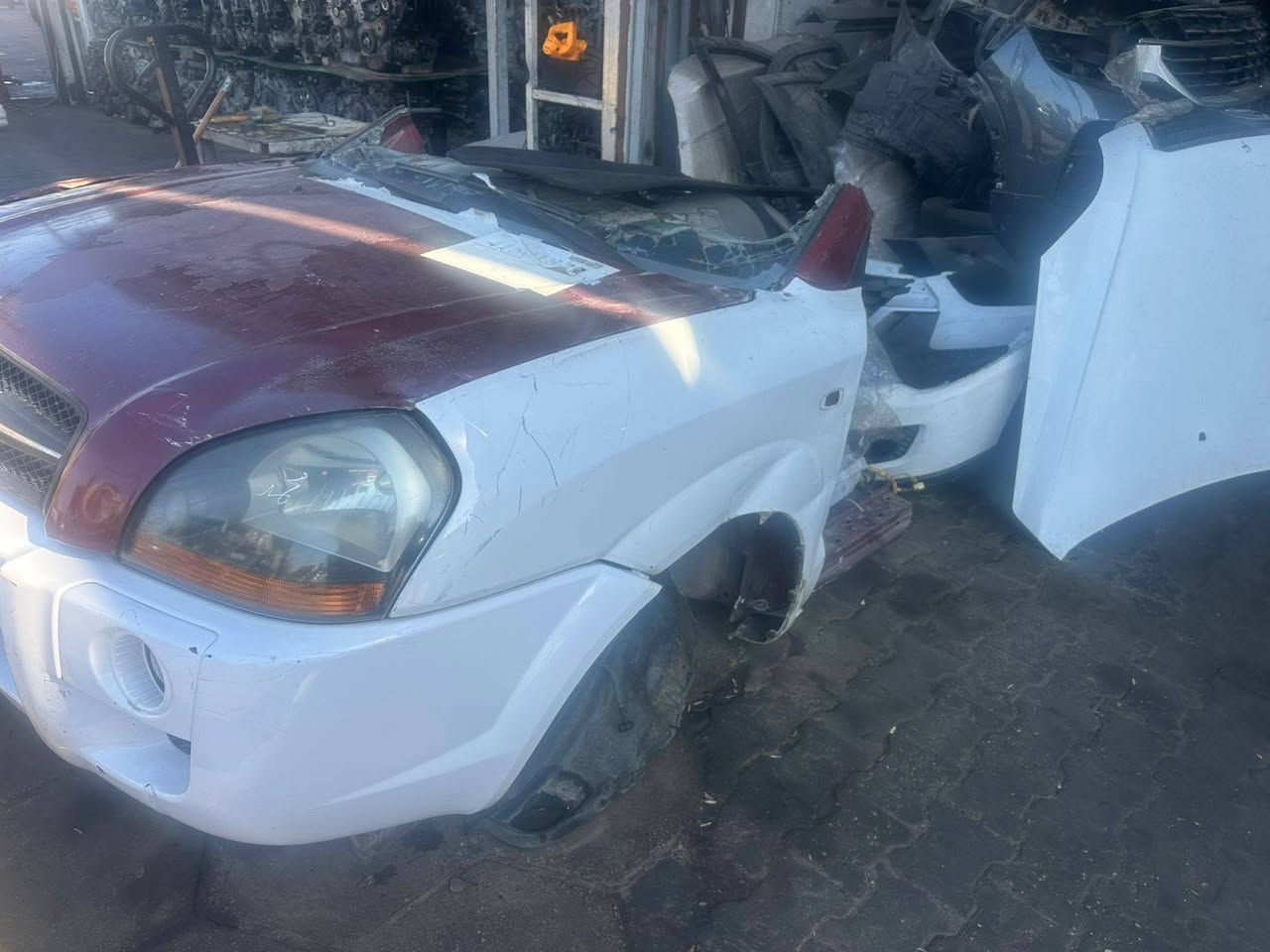 كصه توسان وارد امريكي موديل 2007/2010
محرك 2700 بغداد الطالبيه مقابيل مشفى مارينا محل وسام الجيزاني 
***********
