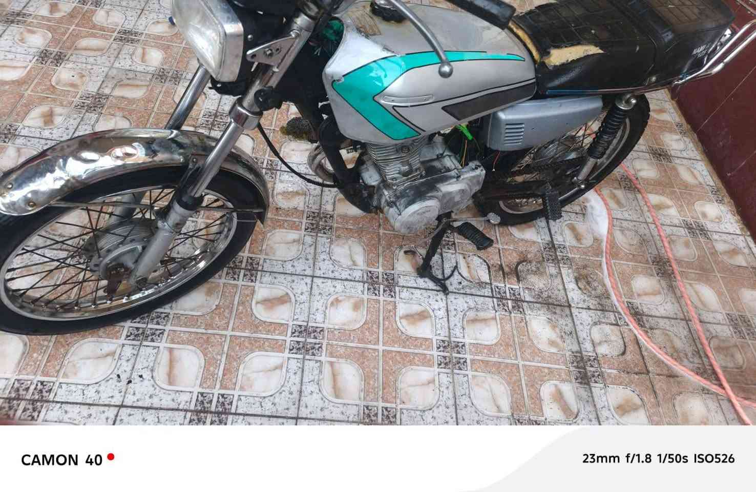 السلام عليكم
(18) اوراق اصوليه دراجه نضيفه بس هاملهه سعر (450) بيهه مجال للأستفسار / ***********
