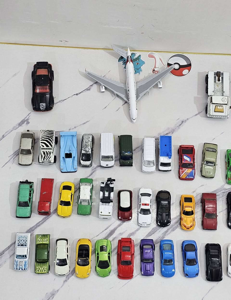 سيارات حديد اصلية حجم 64 العدد 36 قطعة 
بيهن ثلاث قطع كبار سعر الشلعة 50 الف بدون توصيل قفل 
تريد مفرد القطعة الفين دينار 🔥🔥


**إذا كنت صاحب هذا الإعلان وتريد حذفه لأي سبب، رجاءا أرسل رسالة إلى الدعم الفني**