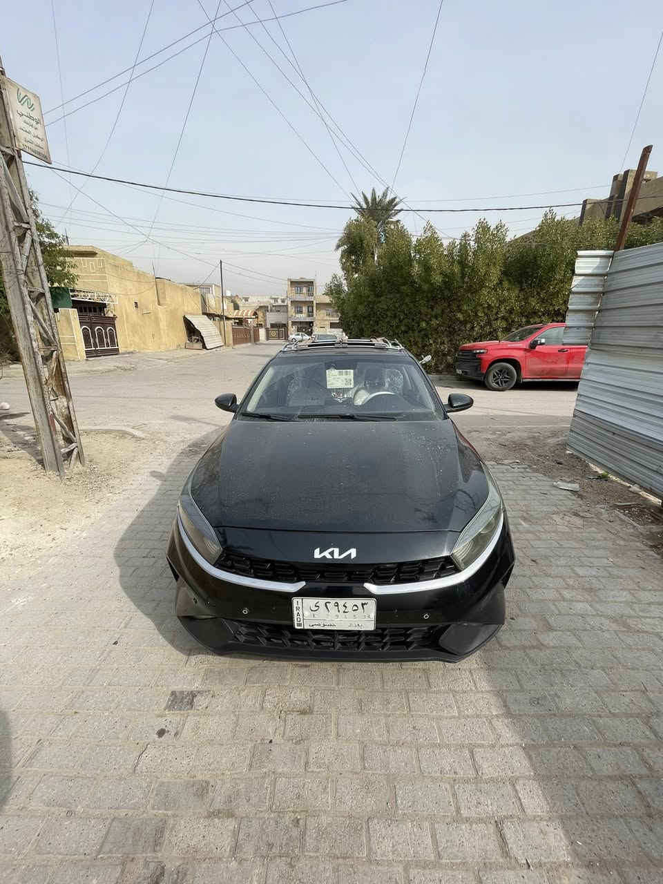 سلام عليكم فورتي موديل 2023 بيه صفحه وبنيد محرك كير كفاله عامه صدره جديد تخم تاير جديد دوشمه عام سياره جهزه وجديده رقم بغداد تحويل مباشر عارضه 120 وبيه مجال رقمي *********** مكاني بغداد الدوره
