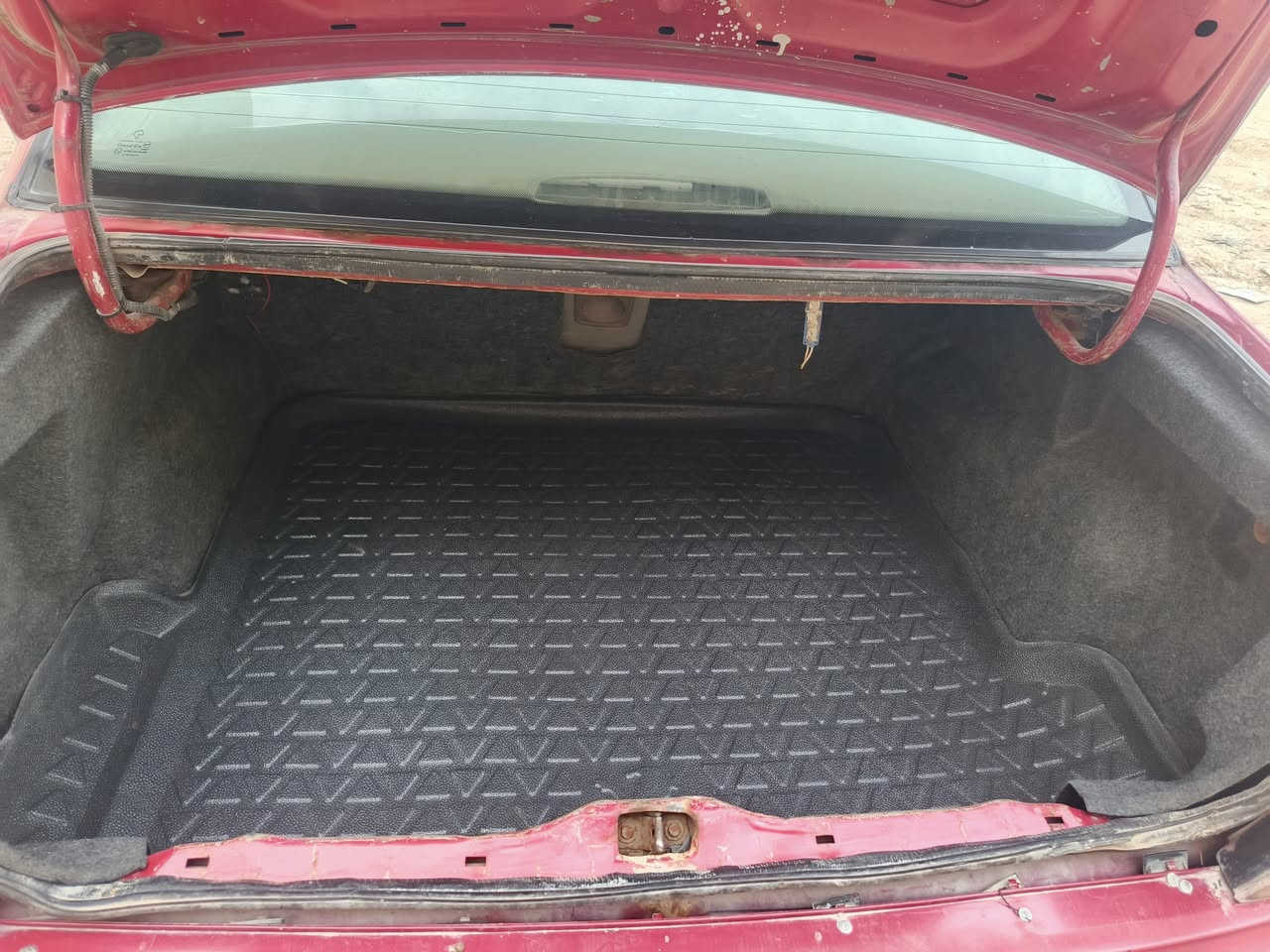 السلام عليكم سمند للبيع
.
 موديل 2012 كير مكينه تبريد حداديه جاهزه
.
  رقم نجف  بسمي  مشروع وطني ماكانه كربلاء 
.
 بيه قطعتين بنيد وجاملغ  
. 
السعر 36  ....  ***********
