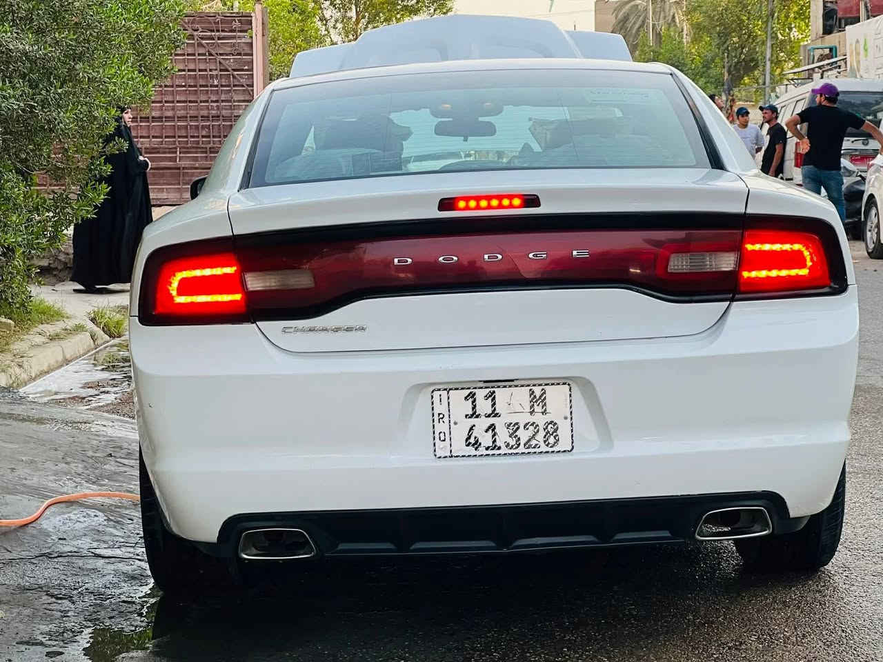 السلام عليكم للبيع ..  جارجر 2014 السعر (155)بصمه تشغيل بصمه بيبان رقم بغداد انكليزي بسمي تحويل ثاني يوم جاهزه من كلشي كير عصة محرك3600 خير من الله تخم تاير ..حداديه خلفي امامي جديد الاستفسار على الرقم ***********
