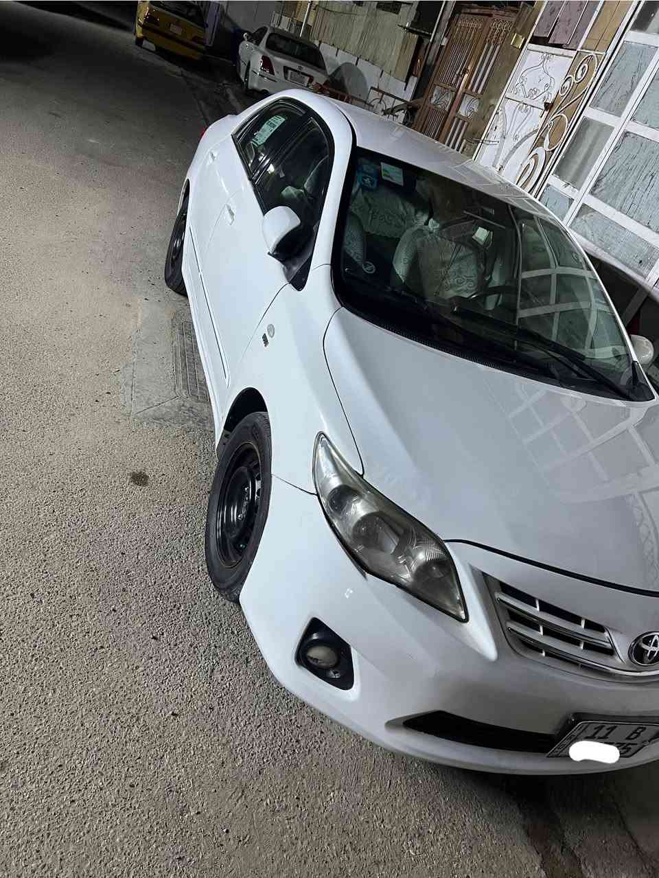 سلام عليكم 
كورلا 2011 خليجي مال شركه عامه 
بيه جملغ مامي صبغ بيه شبيرين بل باب قبق جنطه نصه صبغ
سياره جاهزه صدر مامي خلفي جديد 
تخم تاير جديد 
باتري جديد 
سياره بسمي رقم بغداد الجديد 
سعر 117 بيه مجال 
***********
مكاني بغداد البنوك
