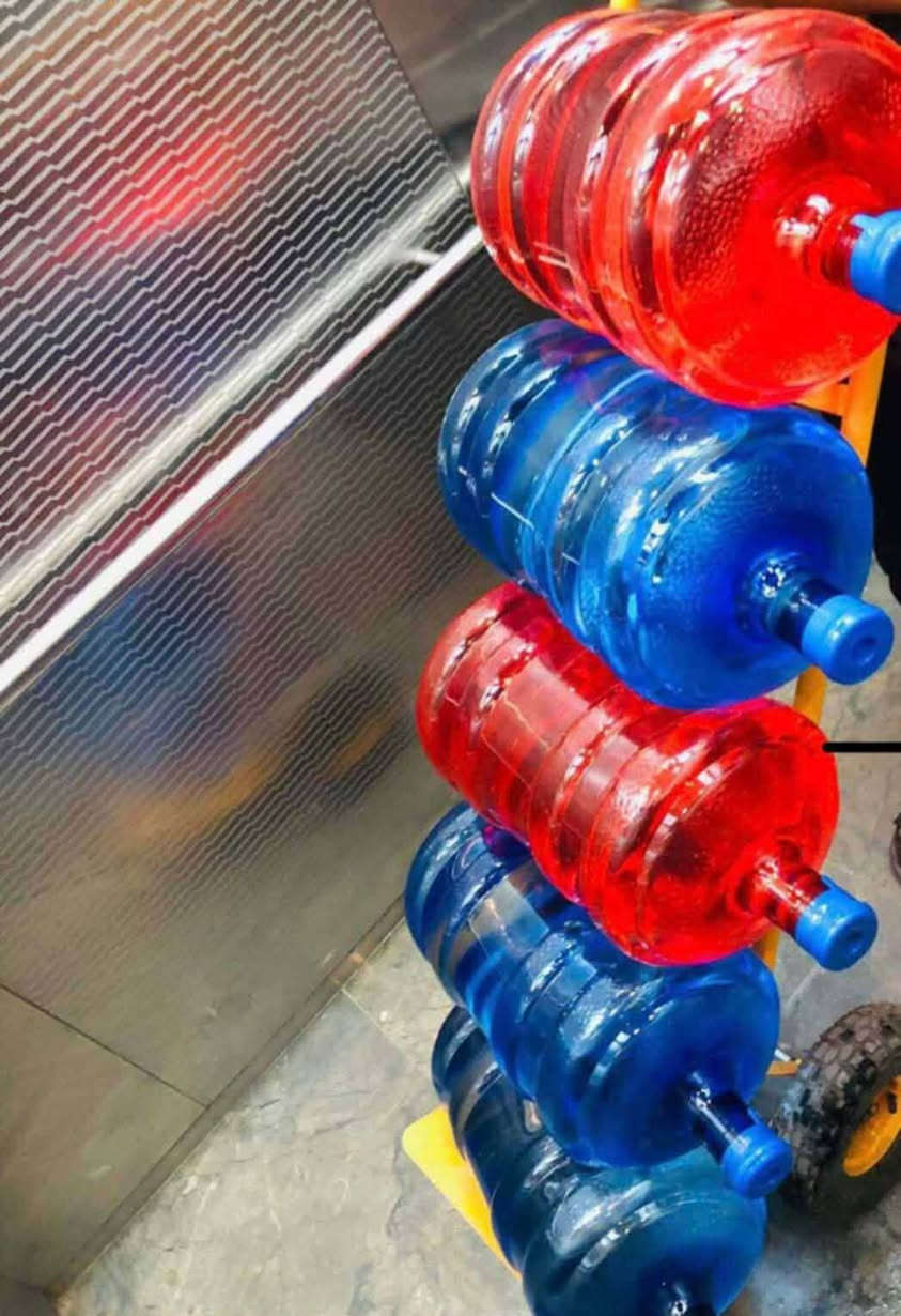 يسعدنا ان نقدم لكم خدمه توصيل #ماء_ارو خاصه بمجمع  بسمايه السكني
#الطلب والاستفسار.الاتصال على  الارقام التاليه محطه مياه الصحه  لخدمة توصيل ماء 💧RO واتساب *********** واتساب ***********
