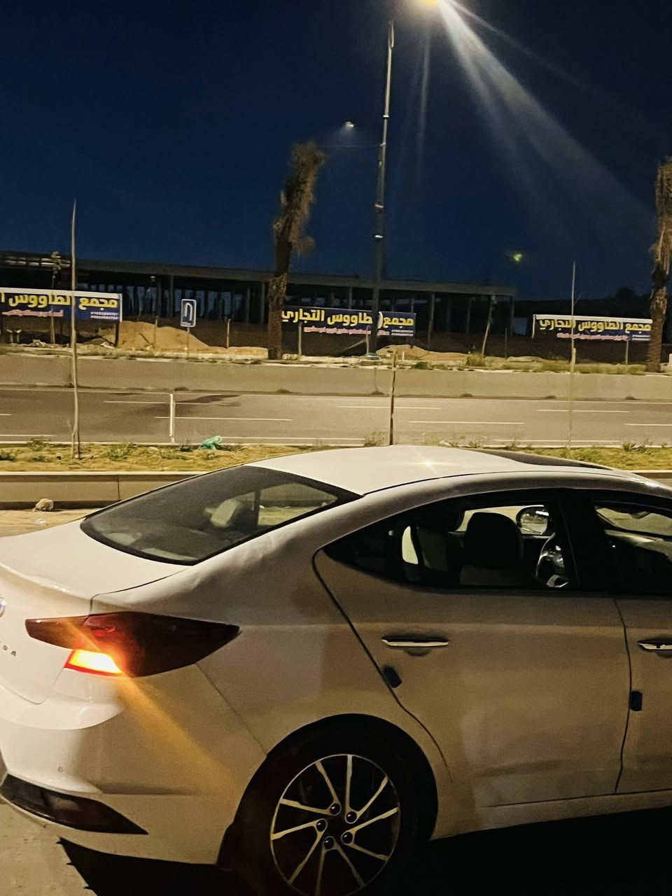 سلام عليكم النتر٢٠٢٠ سياره بيه ضربت بجم حلوه سياره مال جناي سياره فول فتحه بصمه تحكم ستيرن تبريد مايشتغل مصبوغه عام ضربته فقط بجم السعر٩٥ وبيه مجال مكان نجف تريد وكاله تريد تحويل حذائه حلوه وجاهزه سياره خليجي مكينه كير حلوات رقم الهاتف ***********
