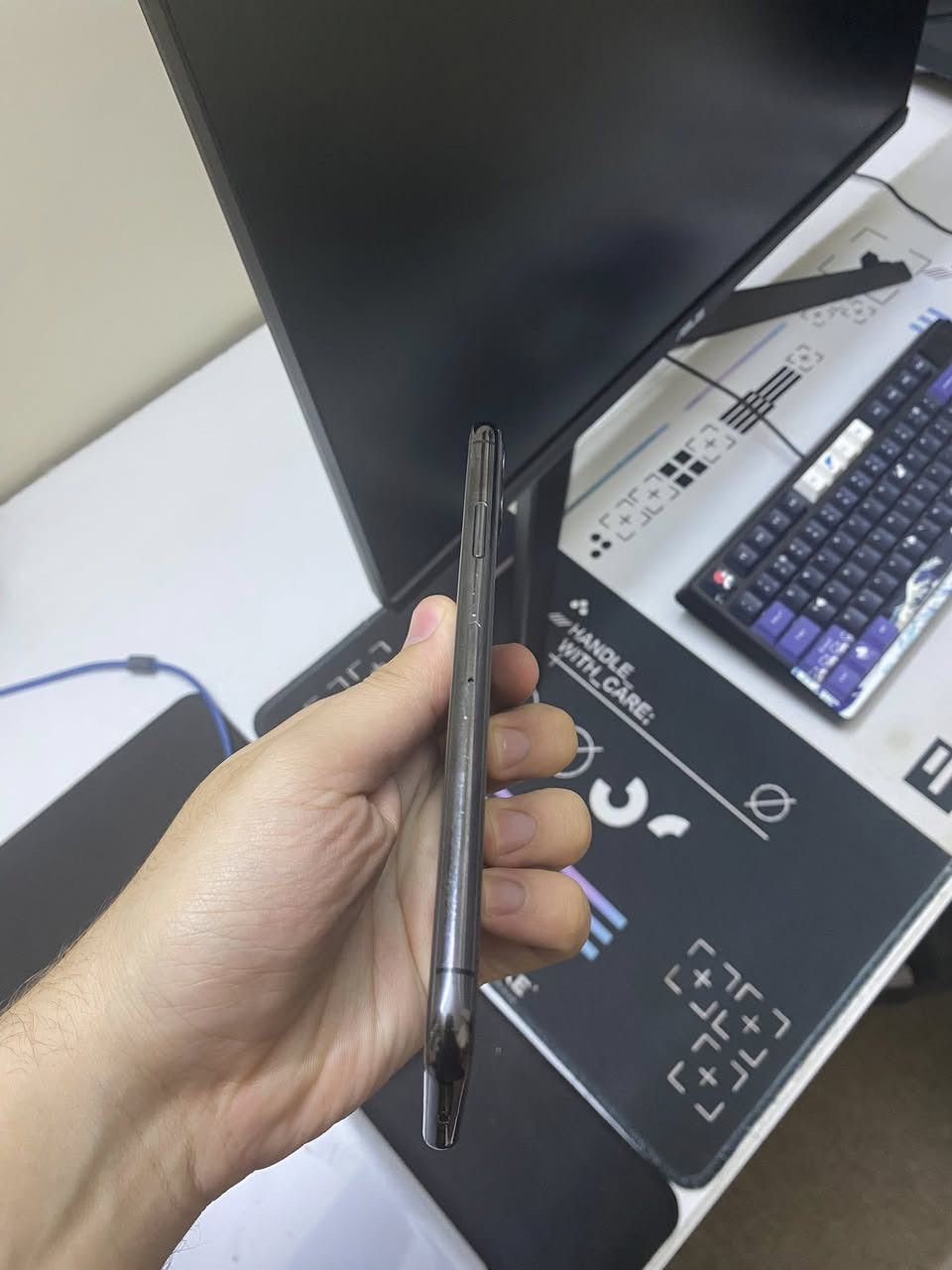 ايفون 11 برو ماكس جهاز شخط مابي
استعمال شخص
ممفتوح ولا ومبدل بي شي بلادي فقط (فيس
ايدي عطلان) توقف فجئة
ذاكرة 256GB
سعرة ٣٥٠ وبي مجال
@
H1
اتصال ***********
