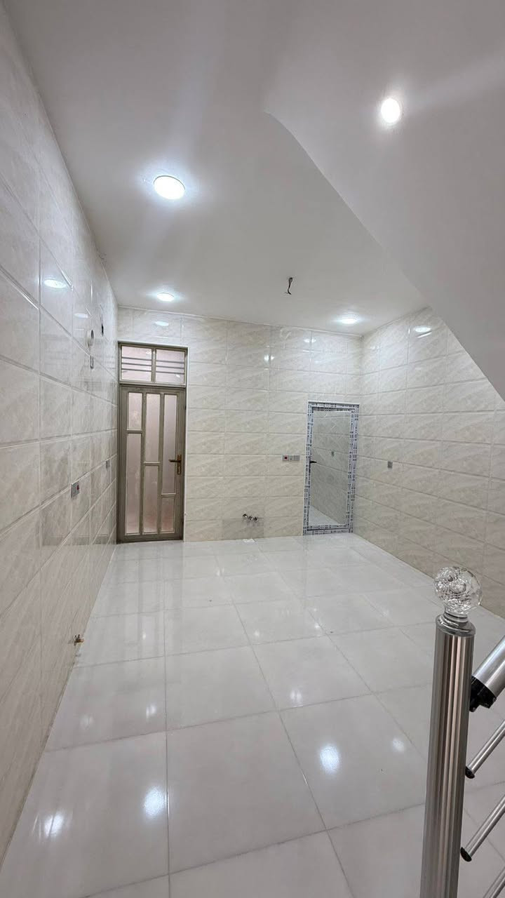 #يعلن عقارات الابداع🏠
♦️شركة عقارات الابداع ♦️

عن توفر مشتمل(٥٠) متر  

اقرار محكمه طابو زراعي سند ٢٥ موقع ممتاز جدا باسعار مناسبه جدا

🌹جنس العقار عقد زراعي ٢٥ رسمي 

🌺الموقع بغداد /الشعب/حي البساتين /شارع احمد الوائلي

 *********** 

السعر ١٠٥

💎تابع البيج ليصلك كل جديد💎

نستقبل استفسارتكم وعروضكم على العناوين اعلا الرقم

***********
