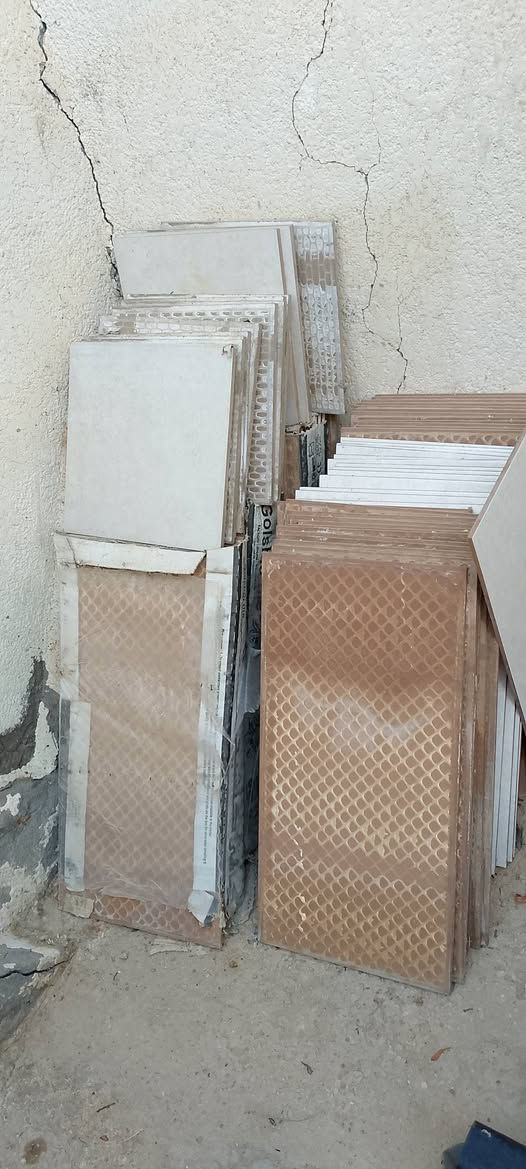السلام عليكم عربانه ماركه جديده ونظيفه السعر٧٠
العربانه الثانيه ماركه هم السعر٤٠

طباخ مصري فرش السعر١٠٠

سرميك لون ابيض على البيج ٨ كارتون السعر٦٠


**إذا كنت صاحب هذا الإعلان وتريد حذفه لأي سبب، رجاءا أرسل رسالة إلى الدعم الفني**