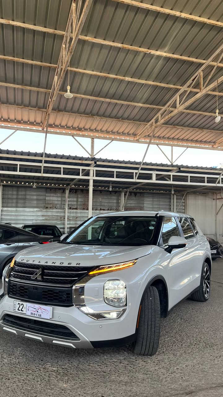 اوتلنده ر موسيبوشي SE AWD
 فوله بي سيلايت
موديل2022
ماوى روشتن44000  مايل 
دةبيل اكسل 
 رةنك سبي   
موسيفات 
شاشة مةزين  
بسمة 
 بينج كاميرة 
اوينه شفت 
دةركا بسمة 
كوشين جلد و شامو 
كوشين هتةر 
شحن واليس 
سيندوق شةفت 
حةفت نةفةري 
رادار بيش و باش تنشتةكان 
بيش وباش حساس 
لايت بةغاغ
حةفت نةفةري 
 ويل كروم 
 بي قنج و قوب 
 جاملغ دةركا دةركا سبغ دعمي لي خشانة
بي داغل  
يرباك بس سوكان بةردة  
زور موسفاتي تر هه يه  
جوار تاية لوك يستا بوي كرون 
مسرفي يك دينارى تيا نيه  
رةقمة بة ناو خومانه  تحول وكالة شةرت 
رةقم شانسي داناوم 
*********** 
***********

