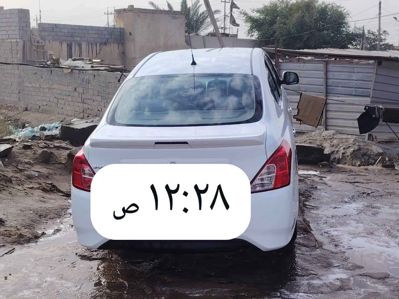 سلام عليكم 
سيارة نيسان سني هندي بليته زركة مديل 2021 رقم اربيل سيارة مضروبه وضربته من كدام فقط يعني بس البنيد متضرر المداكر مابيهن شي حاليا سابقا بيه رشت صبغ شبر جاملق خلفي فقط رشه صبغ بدون معجون ماشية 95 ابيع ع ضربتهه رقم الهاتف للستفسار /***********
