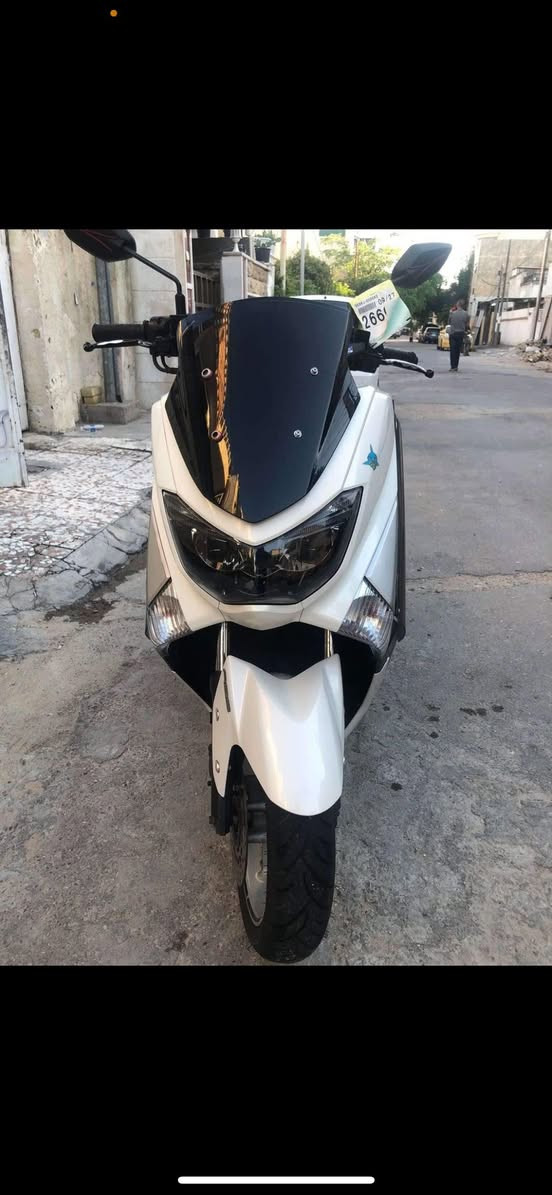 السلام عليكم 
دراجه Nmax 
دراجه مكفوله كفاله عامه 
السعر 14 بيه مجال 
العنوان : الحريه الدولعي 
رقم : ***********
