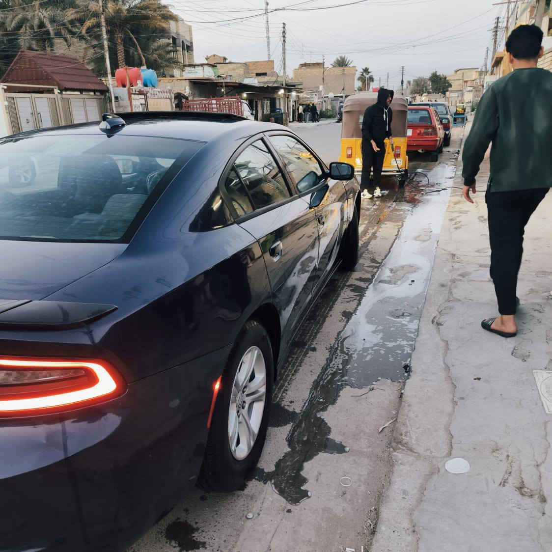 جارجر 15 حادث جاملغ وبنيد مال امريكه  وهنا بل عراق مقسمين الباب السايق بدون ايرباك
السياره جديده ما مشتغله خط صدر امامي جديد وعربانه خلفيه مال 22قبل سبوع شديتهه تخم تاير جديد كواتم  بلاديات          

السعر 177$.  مكاني بغداد   ***********
