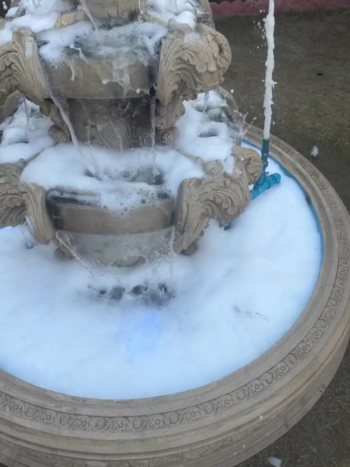 السلام عليكم نافورة للبيع وبسعر مناسب بغداد الجديدة ***********
