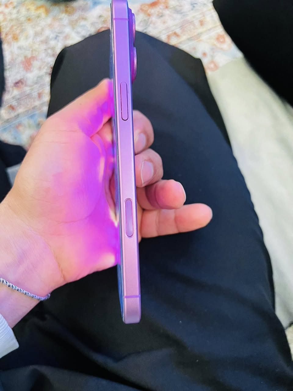 سلام وعليكم ايفون 16بلس لون وردي ذاكره 128
مشحون 116مره جهاز جديد ومابي اي شخطه مابي 
مكاني بغداد البلديات 

‭0771 509 3725‬
