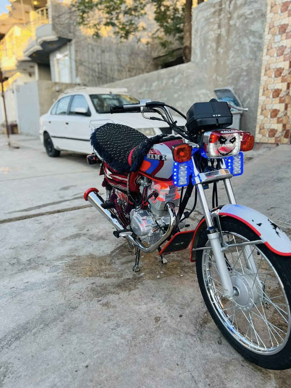 السلام عليكم دراجه للبيع نامه موديل 2026 الدراجه جديده تخبل خيرر من الله مابيهاا اي نقص ماشيه3000 الدراجه كامله من كلشي محرك جديد اسبانه مطاخه السعرر 700 وبي مجال للستفسار راسل خاص او اراسل واتساب *********** / ***********
