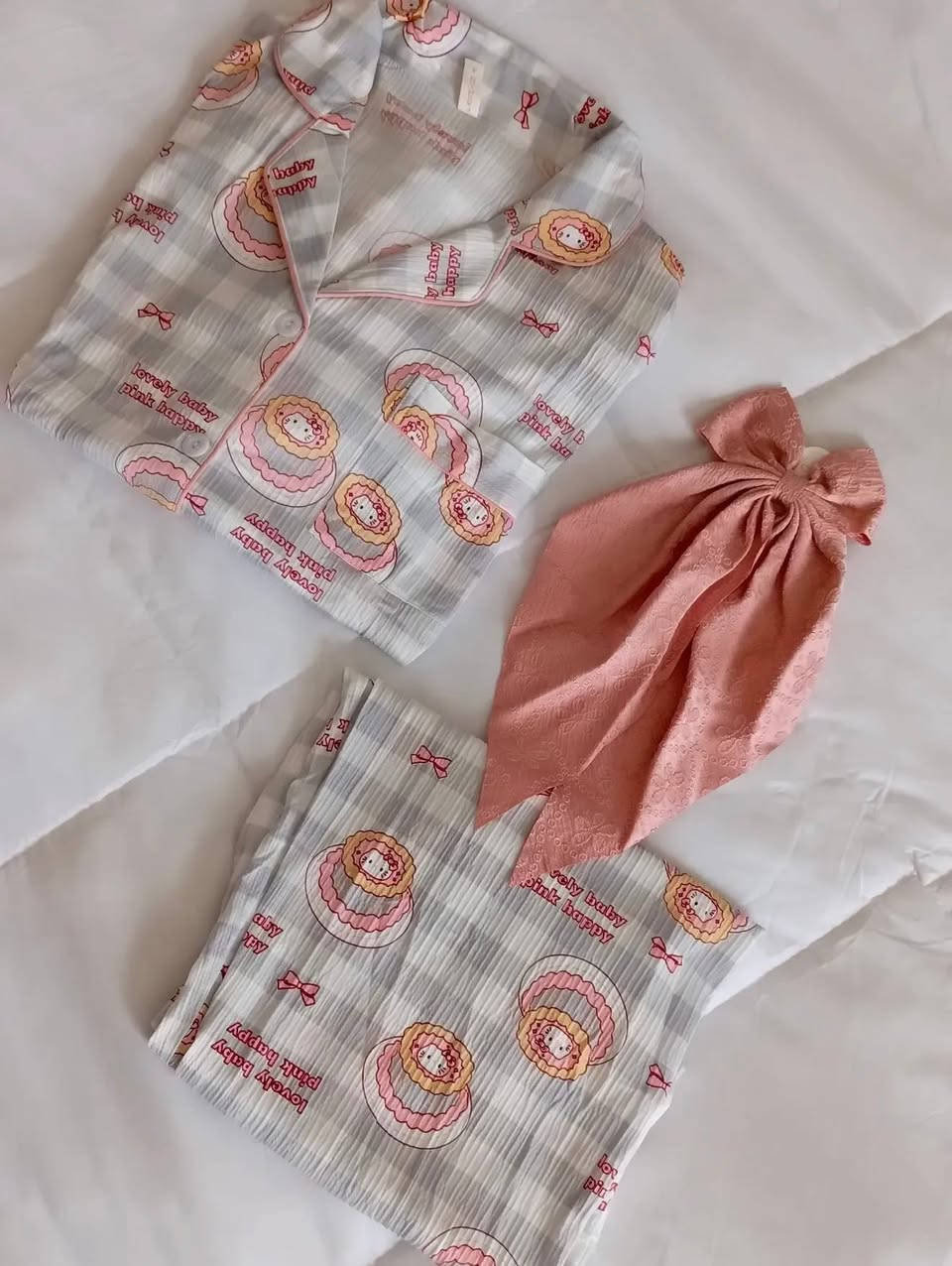 قماش كريشة قطن درجة اولى 
سعر الدرزن ١٠٥ الف 
قياسات وزن ٥٥ الى ٩٠ كغم
الدرزن اربع نقشات حسب اختياركم


**إذا كنت صاحب هذا الإعلان وتريد حذفه لأي سبب، رجاءا أرسل رسالة إلى الدعم الفني**