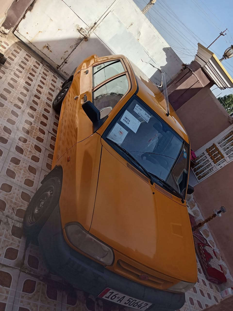 سلام عليكم سايبه للبيع موديل 2024 سياره حلوه بيه بارد باب سايق مكان دوانيه السعر ٦٧ وبه مجال بصيط للستفسار *********** مكلف بل نشر
