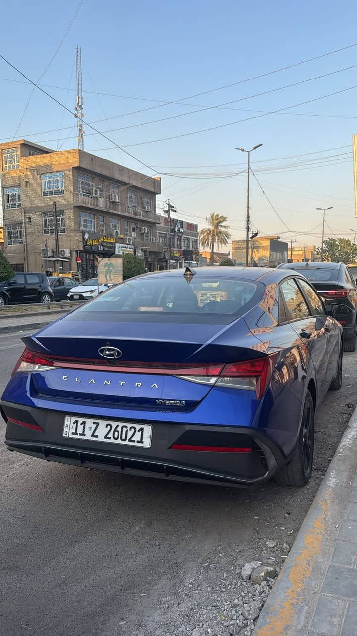 السلام عليكم
النترا موديل 2023 هايبرد 

بجم كبس بدون ايرباك 

ماشيه 37 الف مايل

وارد امريكي حادثه خلفي صندوق وجاملغ 

داخل اسود

تحكمات استيرن 

رادار خلفي امامي 

كشنات تدفئه

السعر 149 ورقه وبيها مجال بسيط 

الاتصال على الرقم ***********
