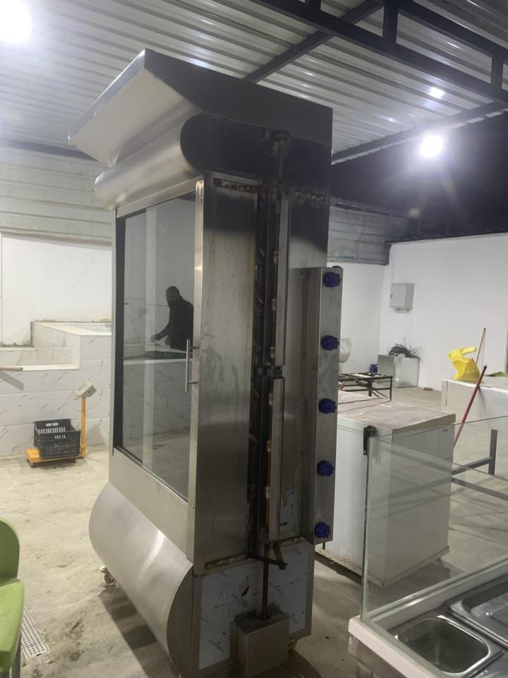 السلام عليكم
للبيع حماية مطاعم 3 متر 4 عيون غاز مستعملة قليل كلش نضيفة مع كامل ملحقاتها سعرهه 500 الف
وشواية دجاج غاز هم نضيفة كلش استعمالهن قليل حيل سعرهه 750 الف
مكانهن تكريت
***********
