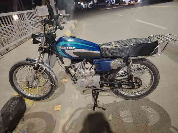 سلام عليكم شباب درجة لبيع مكان الدوانيه سعره 250+ ***********رقم درجة مكفول شاصيه21 مكفول من ليحم من ععواج مكفول    مكينه 19 مكفول من من كلشي كفله عام نضيف درجة
