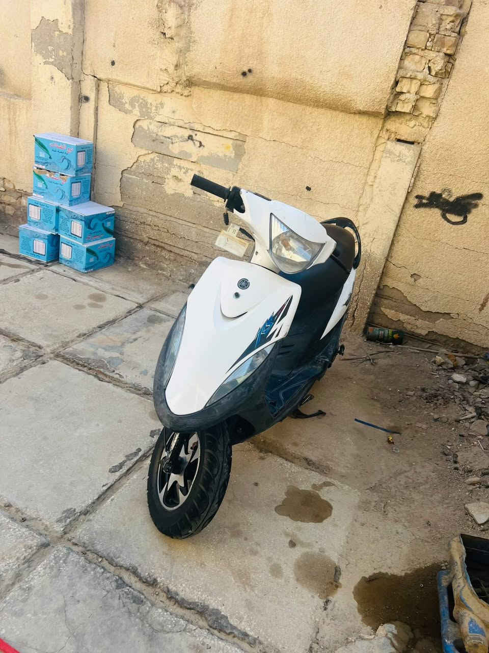 سلام عليكم  ماكس عداله ابيض 207 دراجه حاويه نضيفه  كلش محركه 50 بس والفات شرط تفحص وين ما جان دراجه كهربيات كال شغاله دراجه برغي ما نقصه كقر بلاد اصالي ختم واحد دراجه بلاد من طوال الطوال ملاح فوال دراجه مال جناي وما نقصه برغي سعر خاص تصال وتالل مكان ناصريه مركز *********** رجاءن قراءت المنشور
